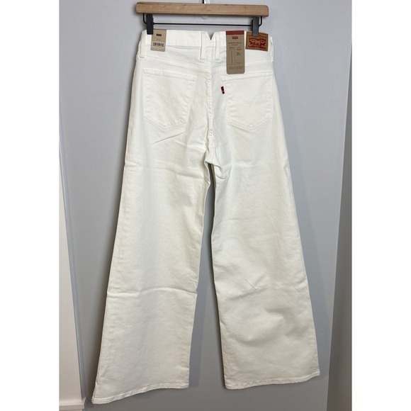Levi's Women's 318 Shaping Wide Leg Jean Size 30X32 NEW - Picture 3 of 9